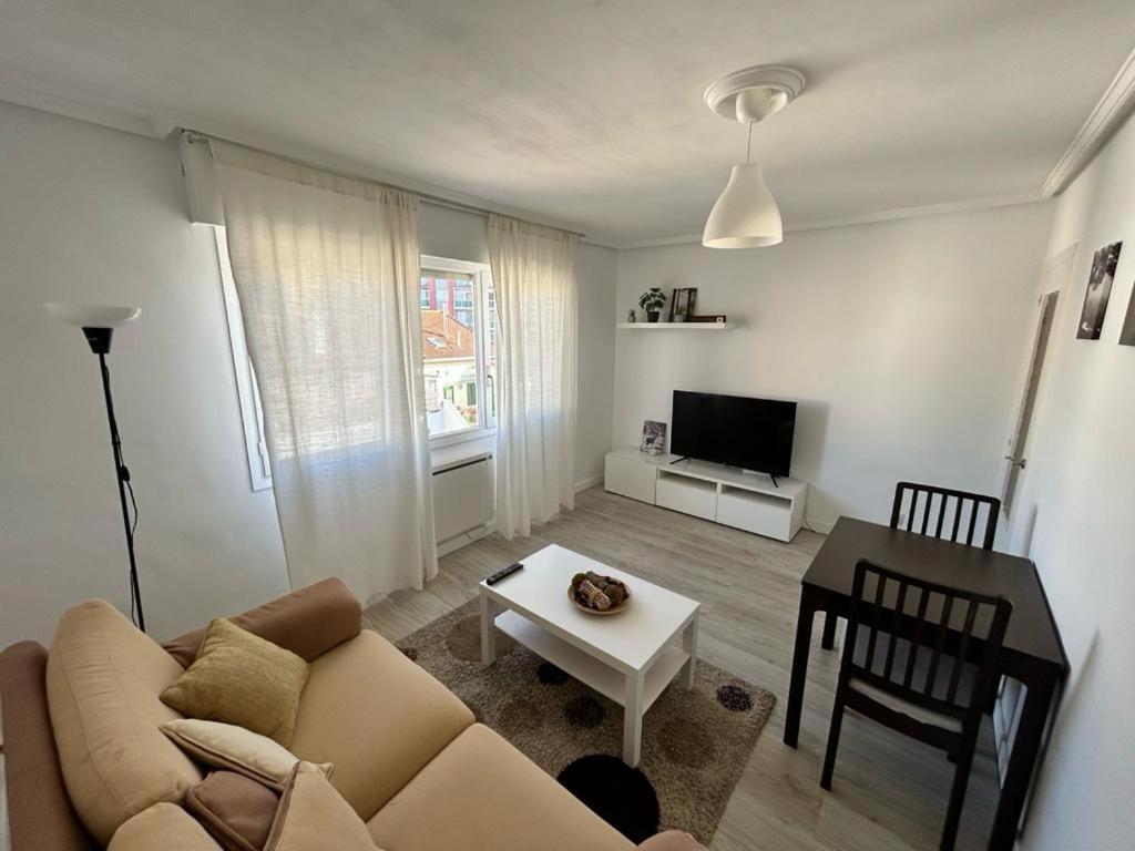 Paseo Al Soto Apartment